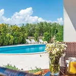 Holiday Home Pomer II Pula