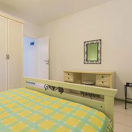 Casa de Férias Pomer Ii *