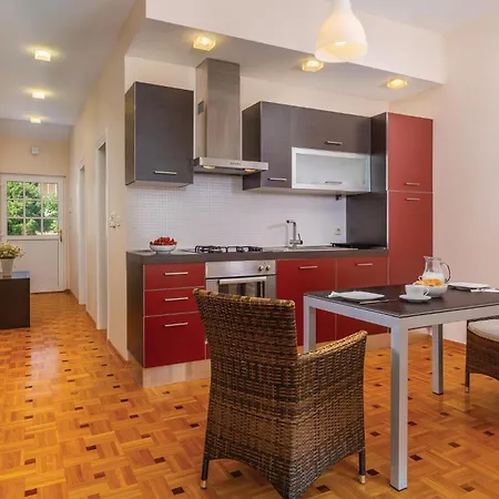 Casa de Férias Pomer Ii