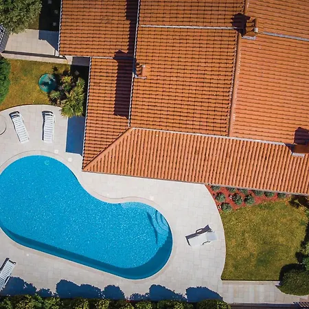 Pomer Ii Dom wakacyjny Pula