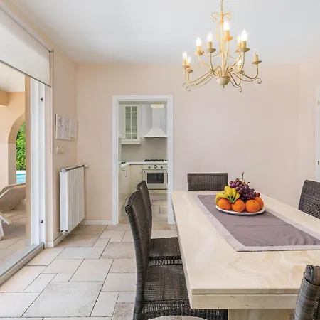 Semesterbostad Pomer Ii Pula