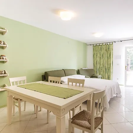 Tatil Evi Pomer Ii Pula