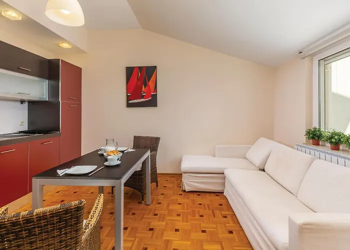 Pomer Ii Ferienhaus *