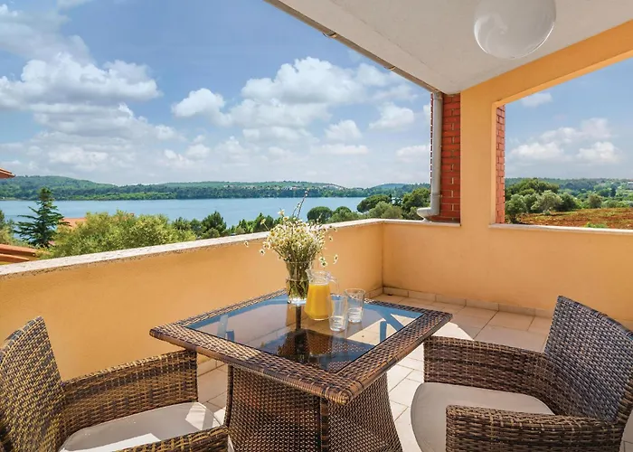 Ferienhaus Pomer Ii Pula