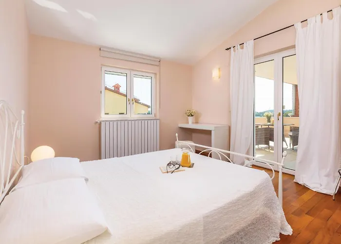 Pomer Ii Ferienhaus Pula