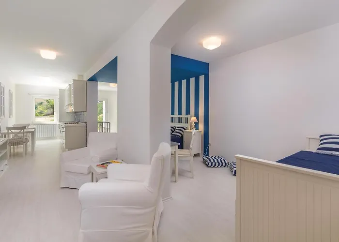 Pomer Ii Ferienhaus *